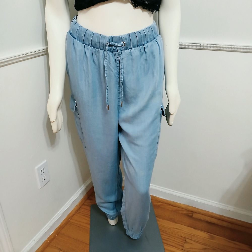 Serra Womens Chambray Cargo Jogger Pants Light Blue Tencel Size L 12-14 NEW